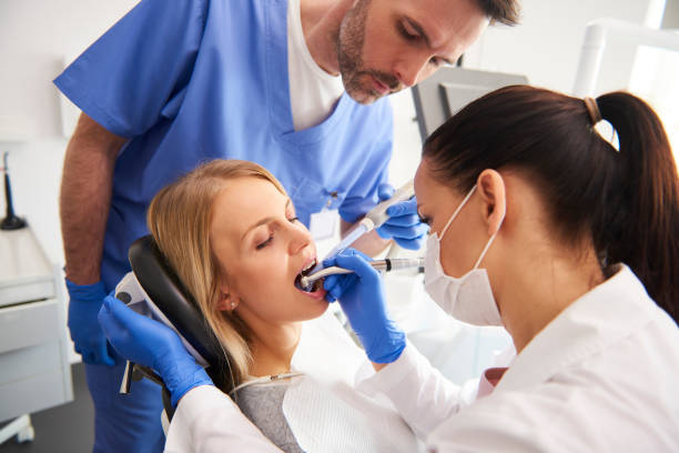 Best Tooth Extraction  in Fort Myers Shores, FL